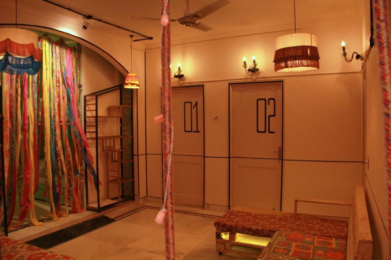Tobo Stays New Delhi Exteriör bild